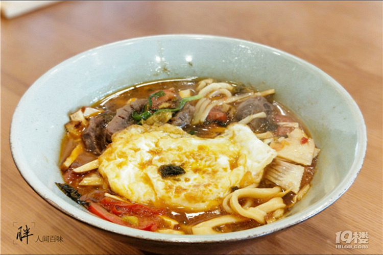 【杭州面館】四兩面條四兩配料,陳八兩面館的升級(jí)版來(lái)了