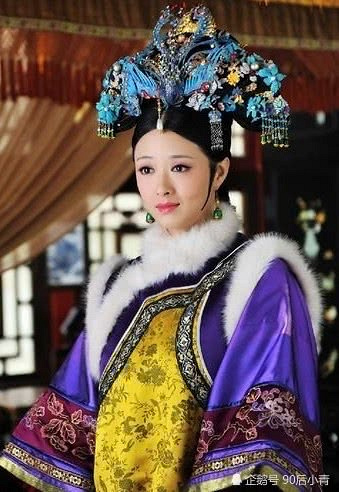 蒋欣人缘是真差,生日欢乐颂四美集体失声,刘涛