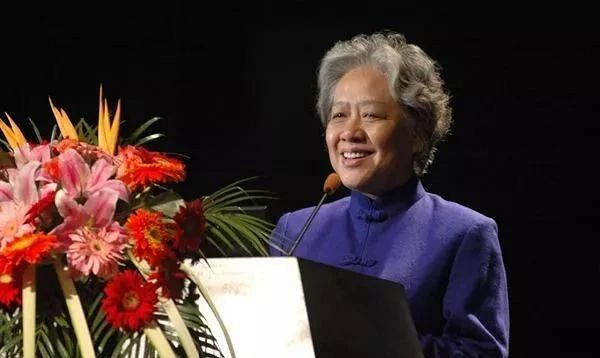 中国第一位留德女博士: 不改变分科模式, 30年后孩子们.