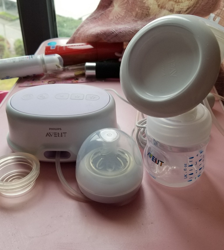 出新安怡电动吸奶器9.5成新
