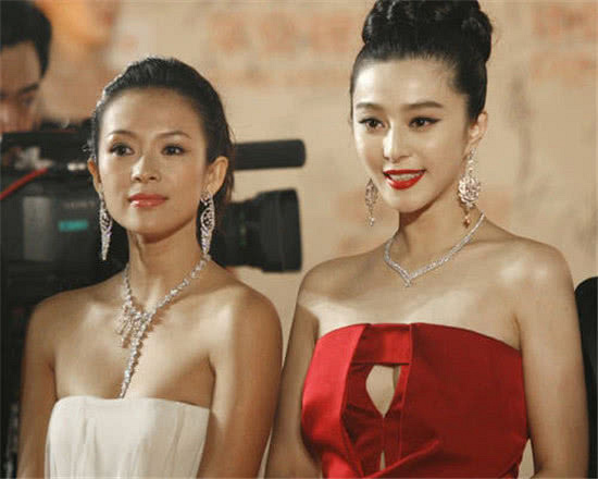 被问和赵薇范冰冰竞争关系笑称不友好,章子怡回应优越感十-八卦绯闻-