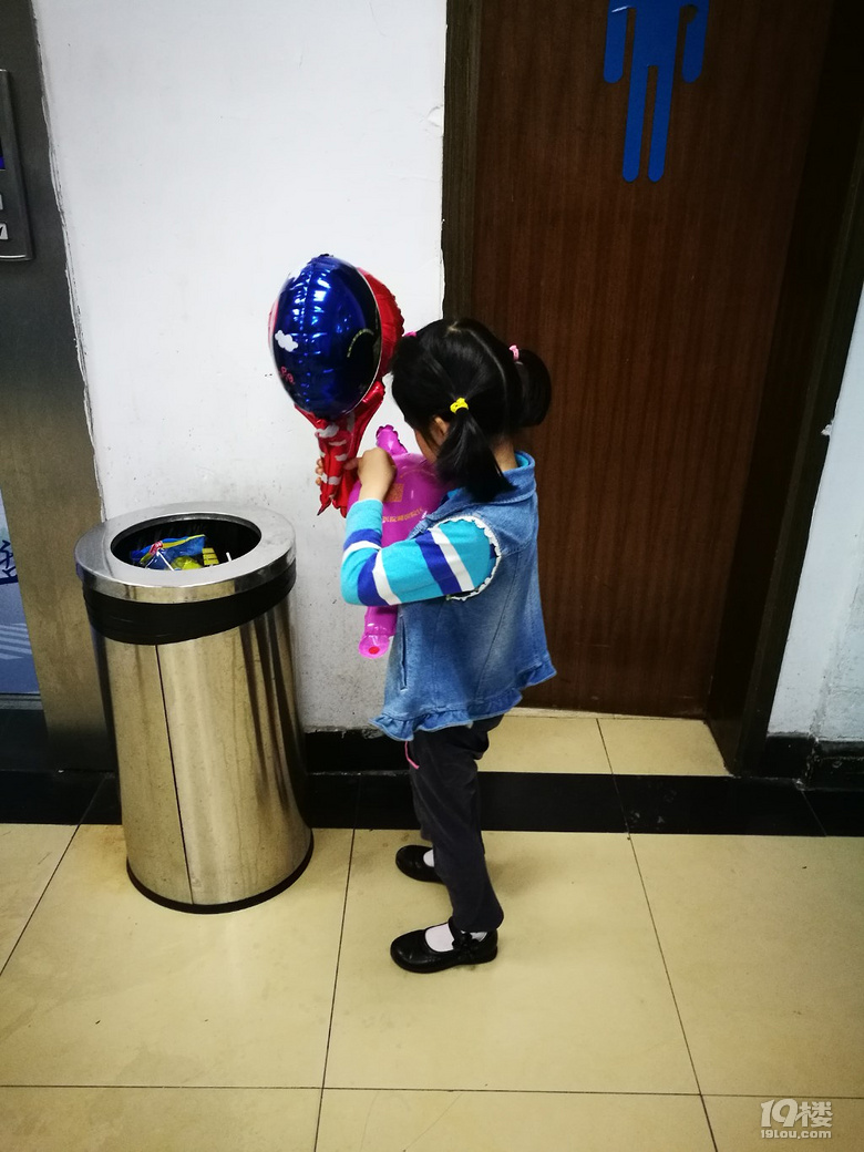 儿童节去口腔医院补牙了