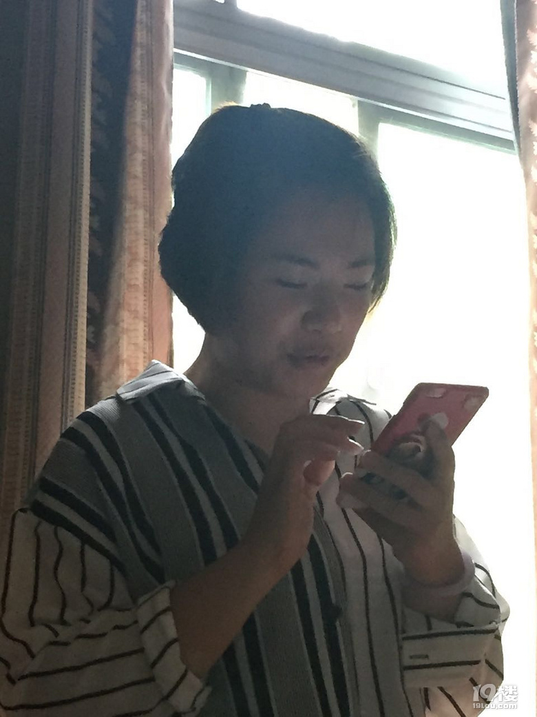 我28岁,已期盼逆生长,颜值不够,正气来凑