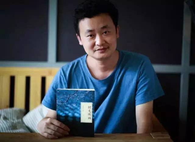 小林老师说,他是农村出身,"读高中也挺辛苦挺艰难的,当时我的高中的
