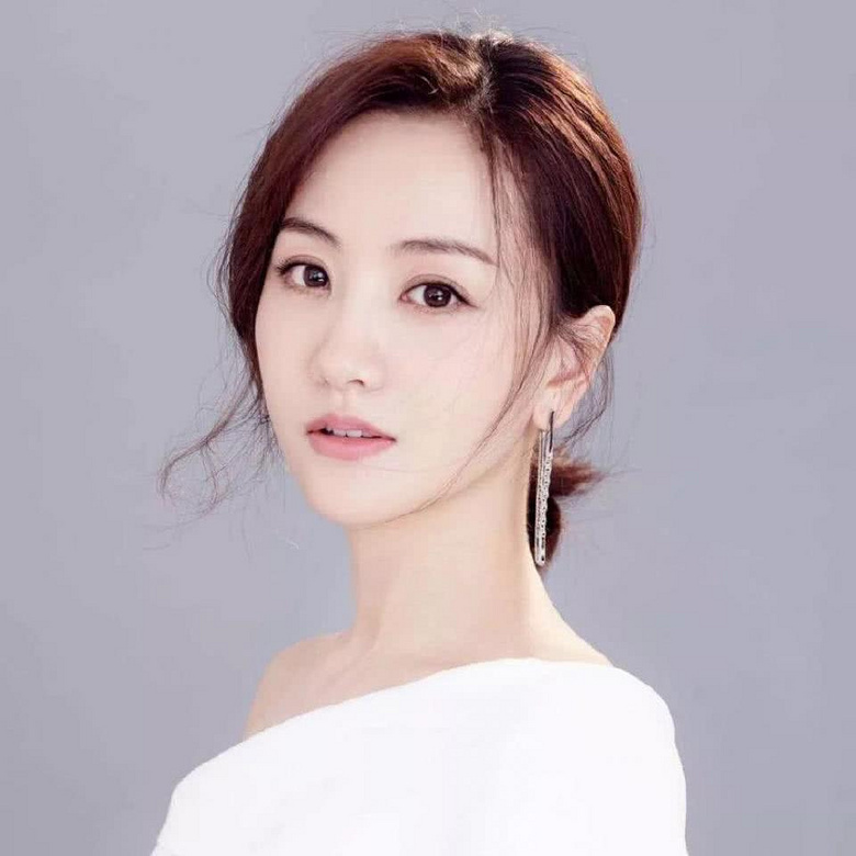 63岁的她还在演少女,23岁的童年女神都演妈了,贵圈有多魔-八卦绯闻-八