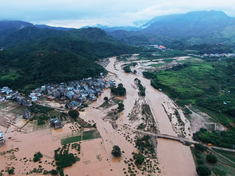 航拍上坪镇洪水受灾区域.南都记者 陈冲 摄