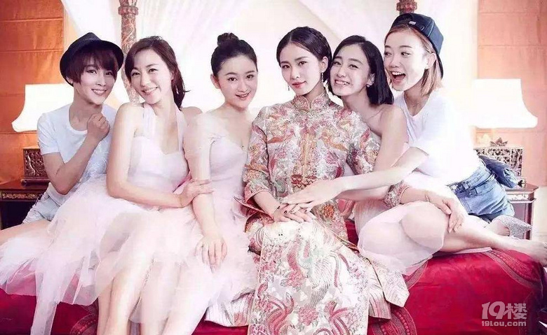 请了闺蜜当伴娘,临时告诉我她怀孕了...