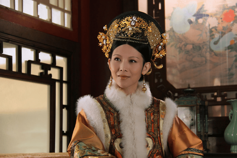 凭《金枝欲孽》红遍东南亚,两次分手后患恐惧症,今被传出柜