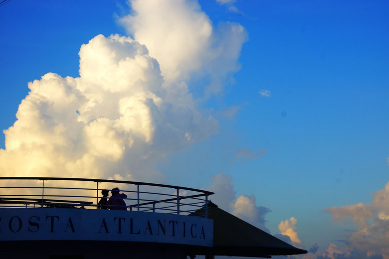 在歌诗达"大西洋号"邮轮上拍天上的云-风景照-19摄区-杭州19楼