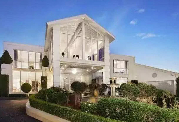 郭德纲澳洲豪宅7年才升值500万,网友:还不如投资国内房产