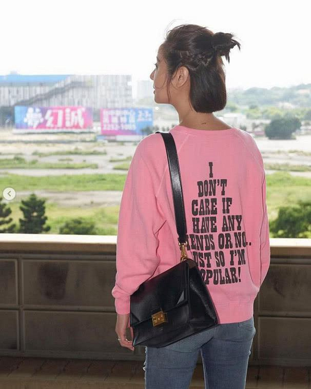 霍建华屡传婚变,林心如晒照婚戒抢眼力破离婚