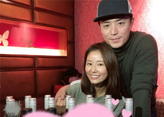 霍建华屡传婚变,林心如晒照婚戒抢眼力破离婚