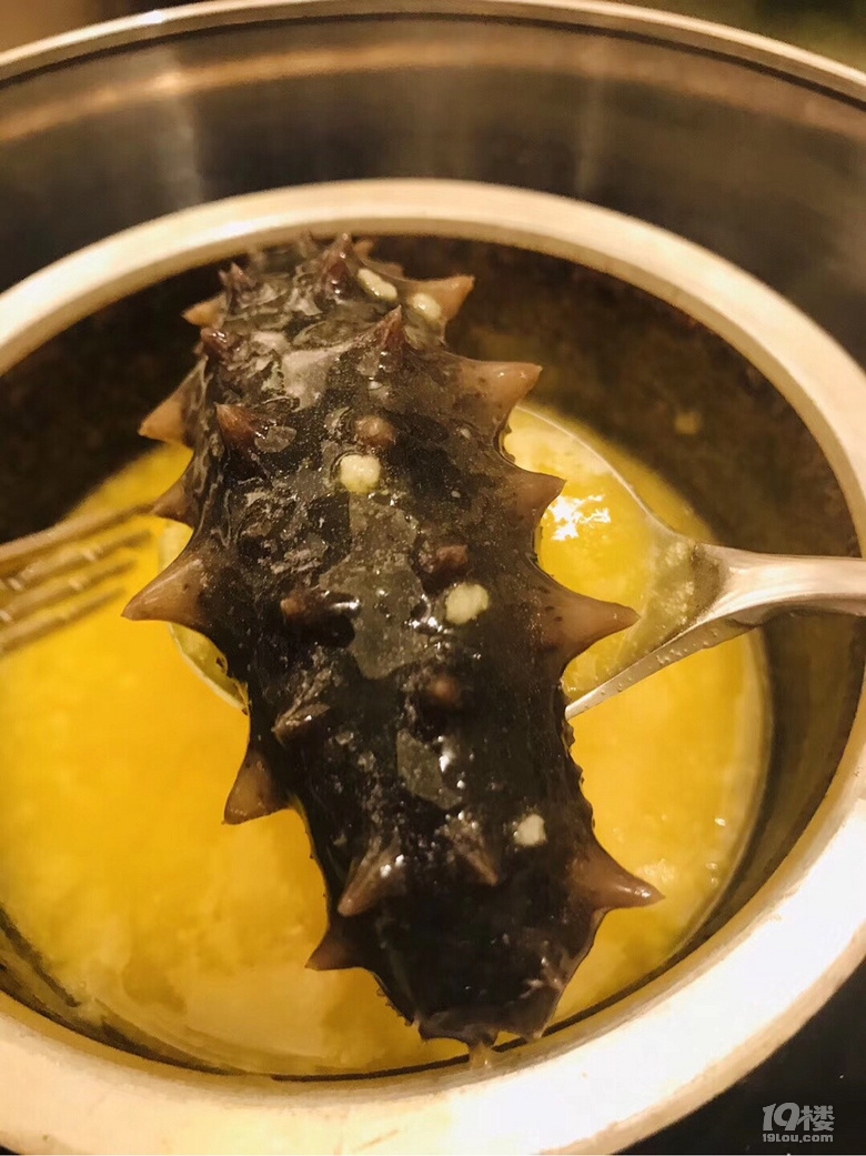 榴莲酥八颗星了，强烈推荐，第一次吃到榴莲这么足的榴莲酥