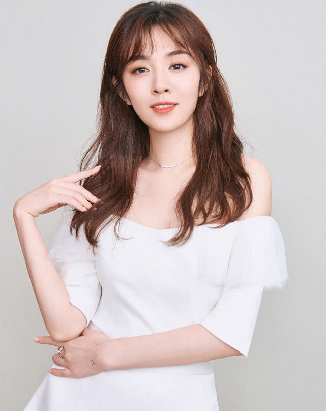 31岁越来越有星味,胡歌没有捧红她,搭档张嘉译,红得一塌糊