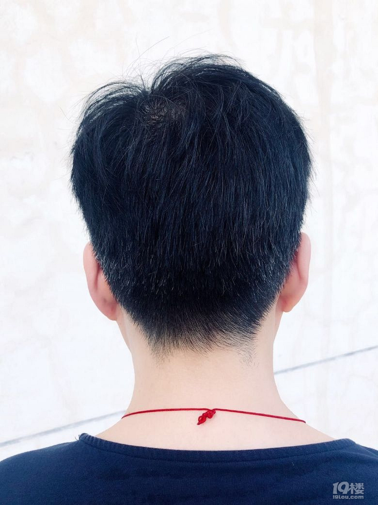 苑苑免費(fèi)理發(fā)體驗(yàn)