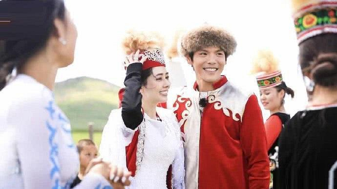 郭碧婷父亲认可向佐身份为他庆生,准岳父与准