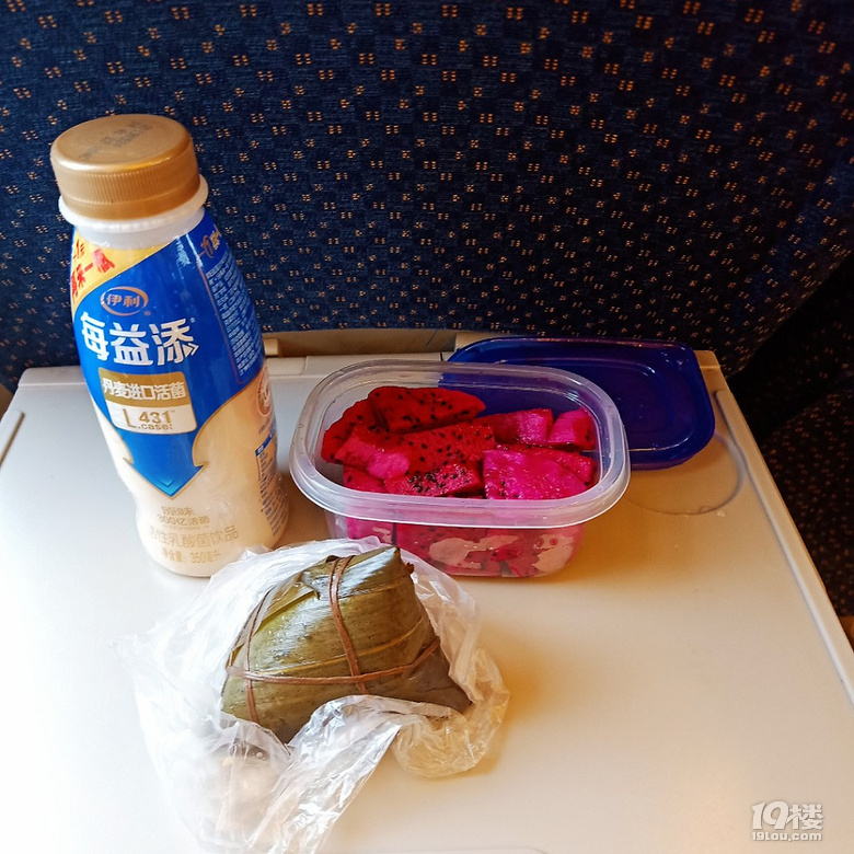 六月早餐