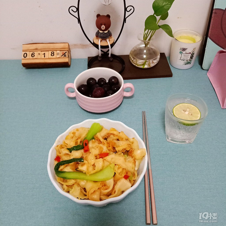 六月早餐