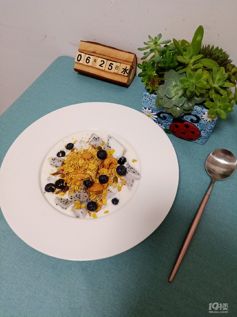 六月早餐