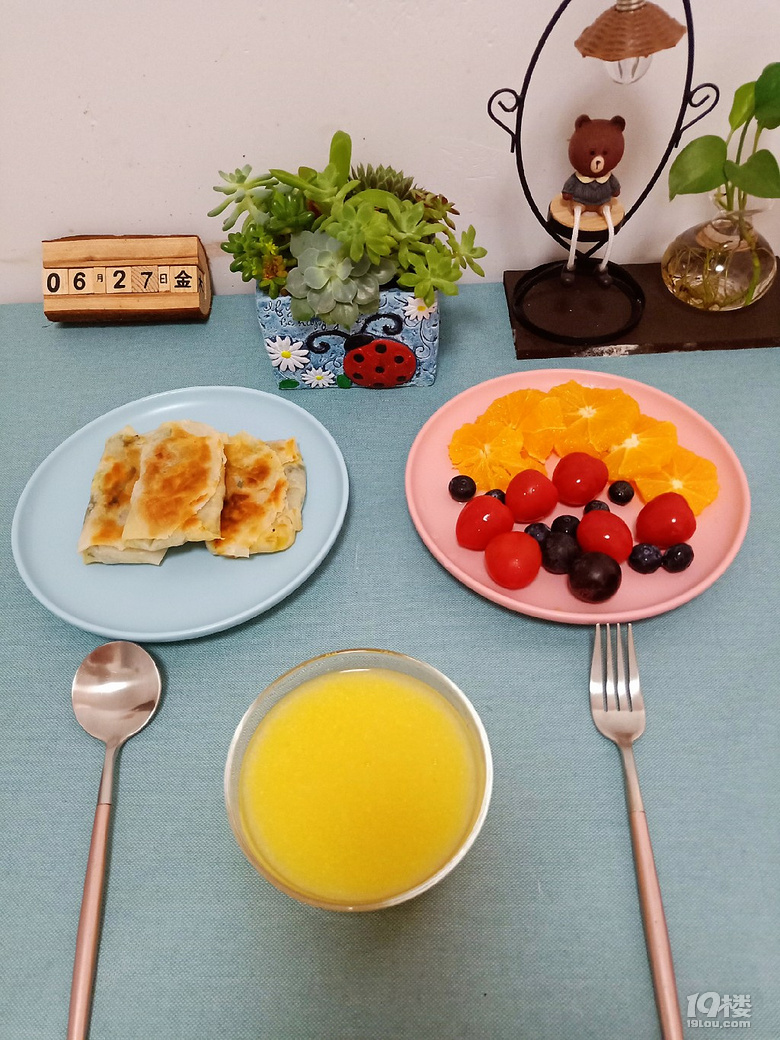 六月早餐