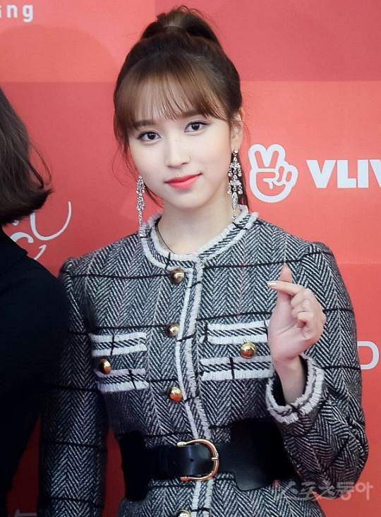 TWICE成员被网民恶意攻击,JYP娱乐:已向警方