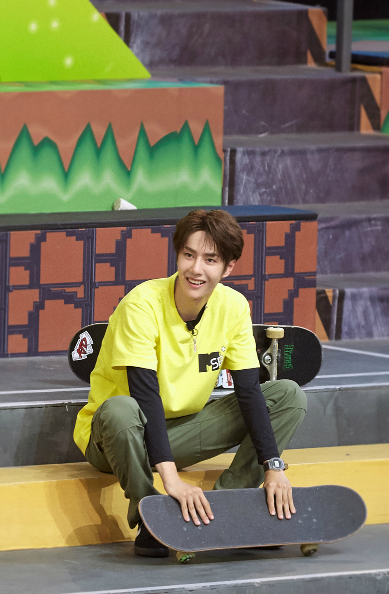 王一博《极限青春》欺诈师上线 综艺感爆棚笑点担当