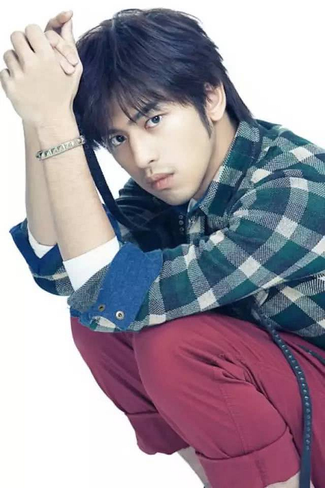 郭碧婷当着向佐大谈前男友?还被扒出初恋疑似是陈柏