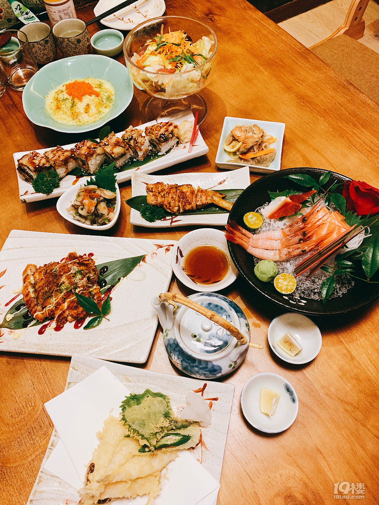 128搶原價306元淺物料理雙人套餐,9個菜品吃到扶墻出