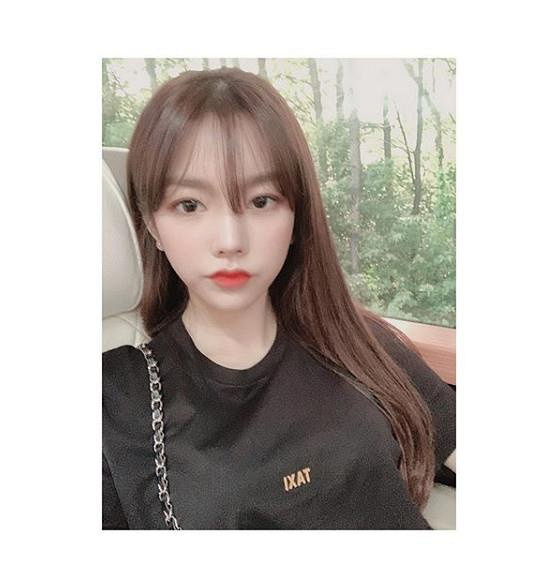 疑似黄子韬韩国女友社交账号被扒 行程重合同