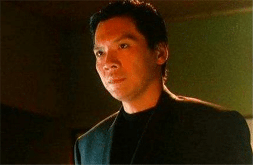 敢砸向华强的场子!扬言见一次打一次,此人到底