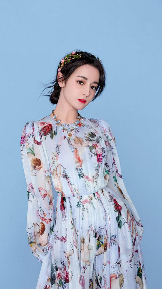 娱乐圈去年最火的五位女明星,第三位很意外,最后一位今年更火