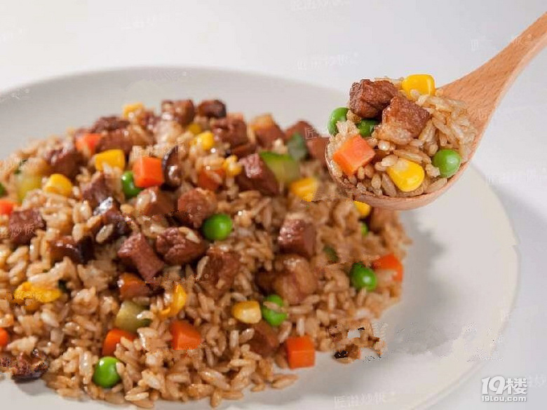 炒饭想要粒粒分明？一招教你炒制可口美味的炒饭