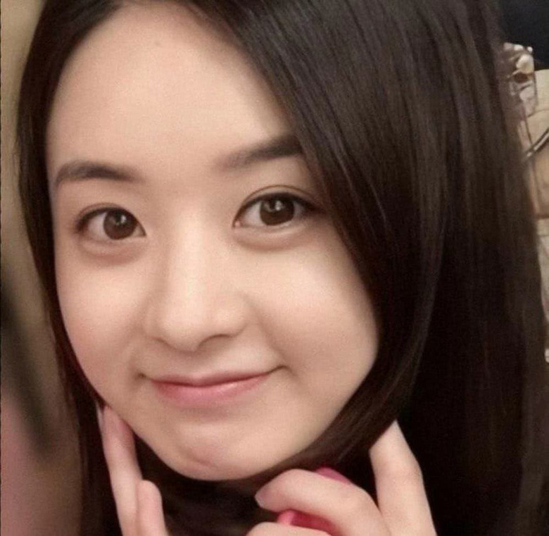 网曝赵丽颖生孩子付出多,脱发严重,复工又被郑