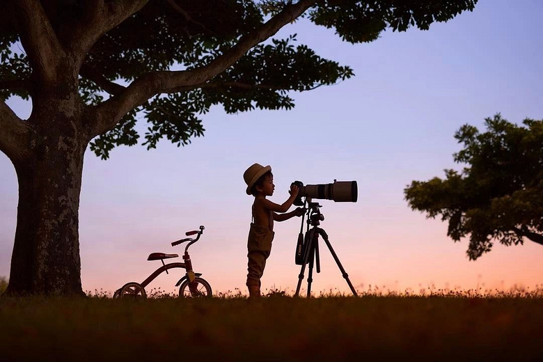 日本摄影师因儿子背影意外走红: 这才是我们向往的夏天!
