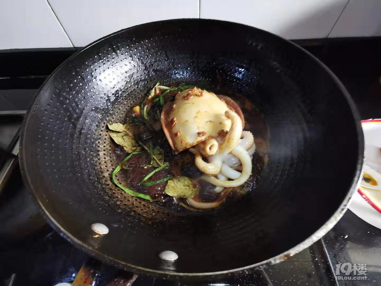 周公子私房菜之墨魚(yú)大烤