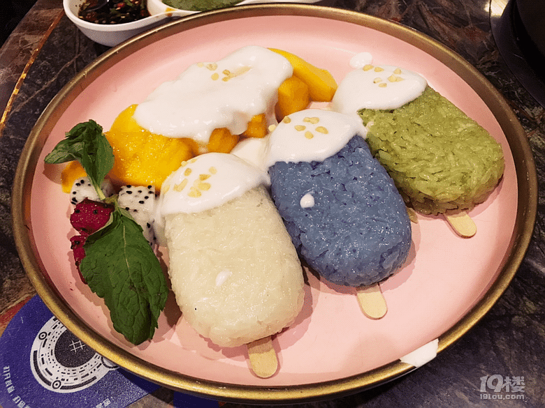 【探店】酸爽開(kāi)胃的泰式冬陰功湯火鍋,意外的好吃!