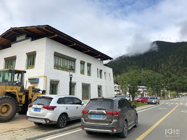 【穿越第三極】一臺車兩代人,踏千山跨萬水,探尋心中凈土(完)