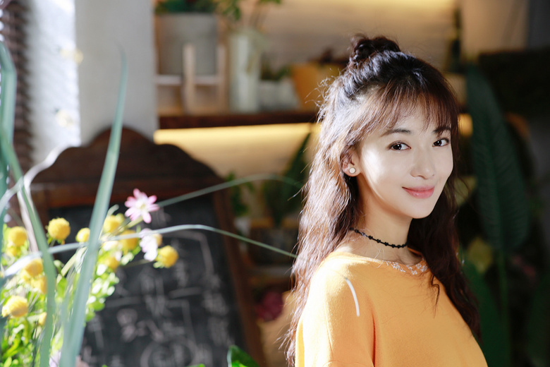 吴谨言《你是我的答案》今日播出 演绎鬼马少