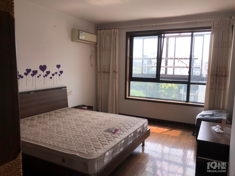 临平东方俊园拎包入职,房东直租,无中介费,优质学区房