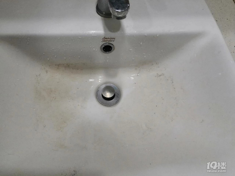 蕭山一姑娘被氣到崩潰!合租男室友干的這些事,一言難盡