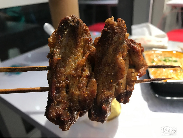 胡吃海喝需尽兴