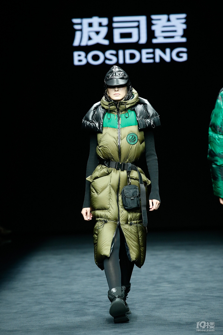 專注羽絨服43年,米蘭時裝周最強陣容齊聚波司登秀場