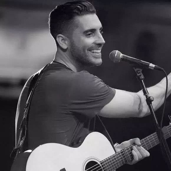 10首经典又好听的英文歌,对应着10个精彩的人