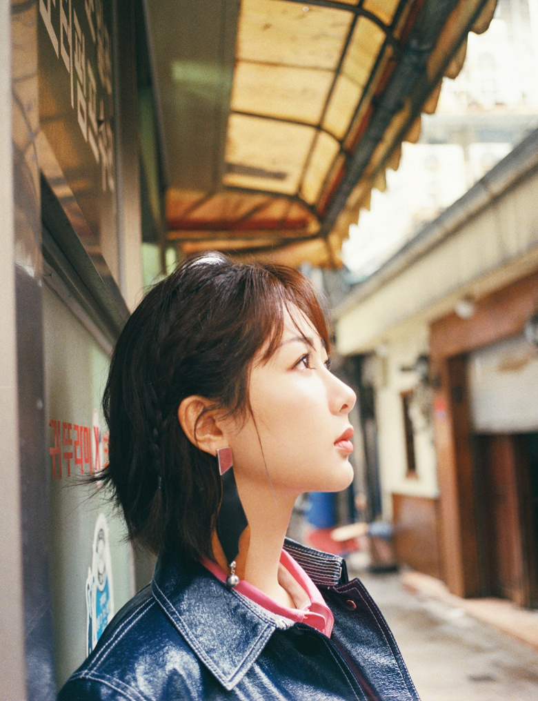 杨紫,你参加的不是《中餐厅》,而是"锁骨发"造型比赛吧?