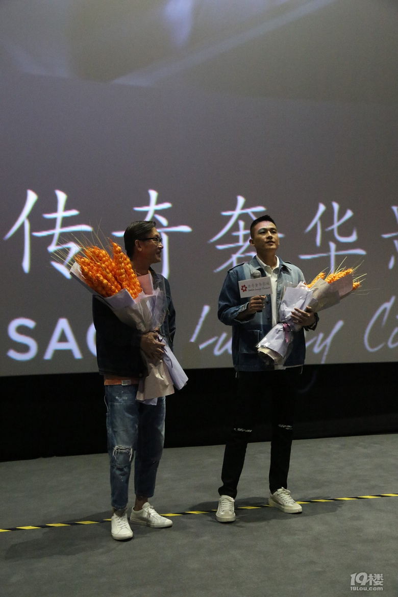 演員歐豪、導演劉偉強來杭宣傳電影《中國機長》,現場氣氛太燃了