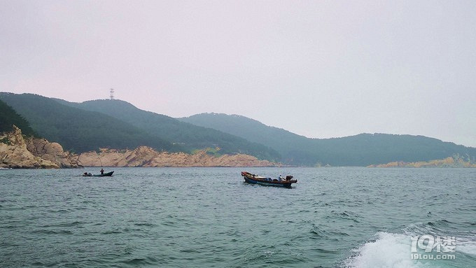 你问我将要去何方,我指着大海的方向