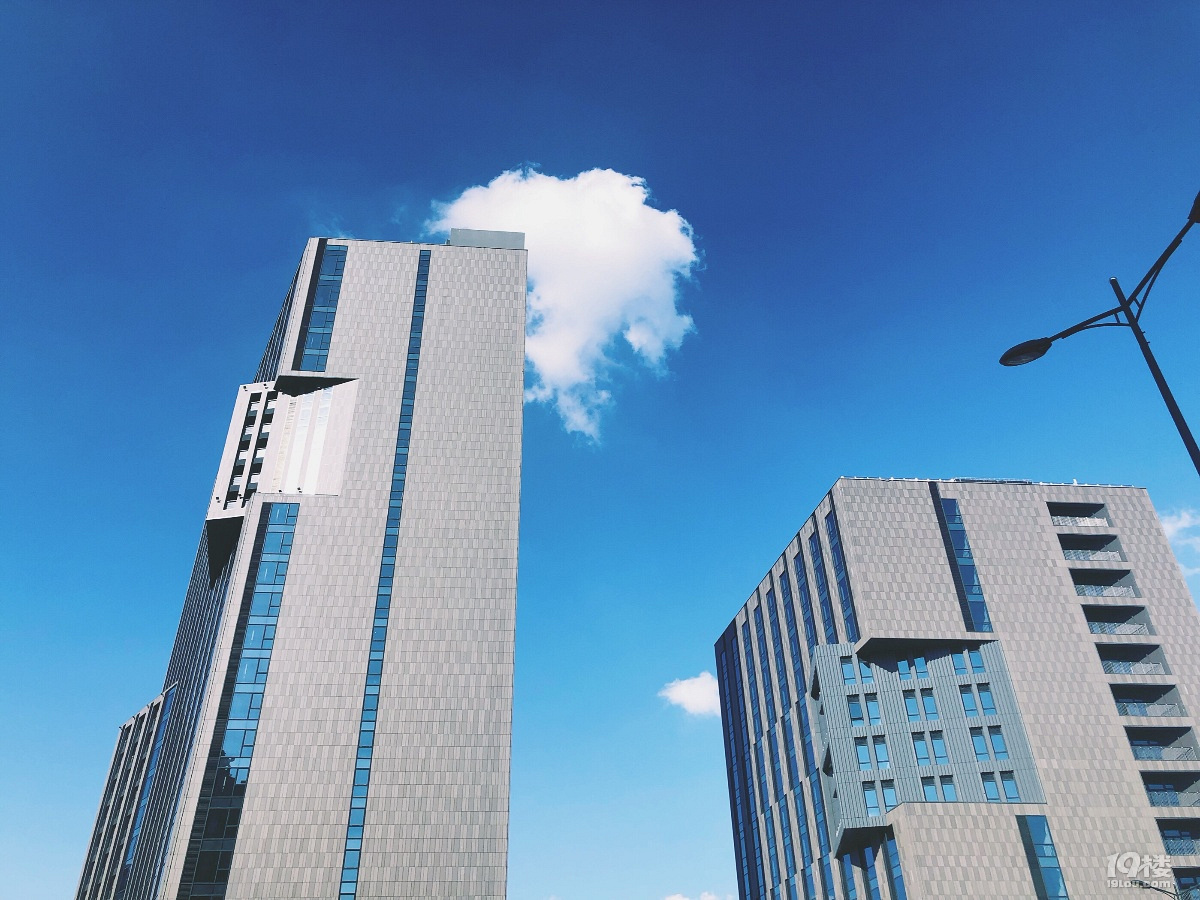 临平新天地文创大厦优质招商(写字楼出租)