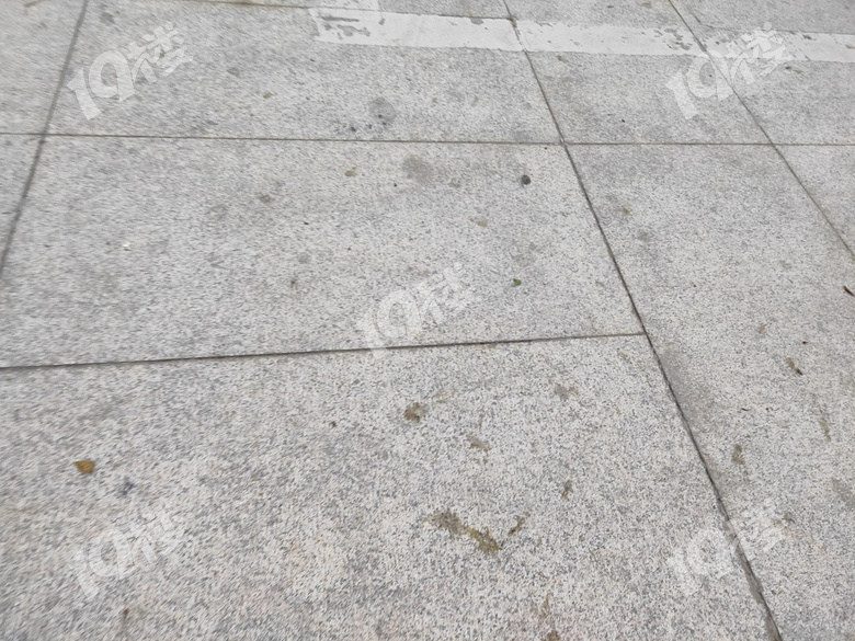 ·^