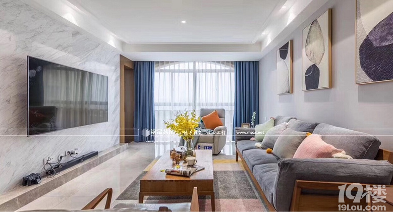 ����Ʒװ�ΰ���������� 330�� ��ŷС����