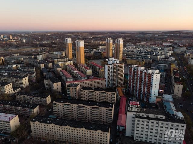 航拍网红城市鹤岗